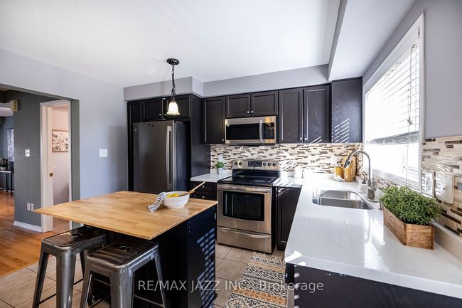 54 Barnham St, House attached with 3 bedrooms, 3 bathrooms and 1 parking in Ajax ON | Image 17