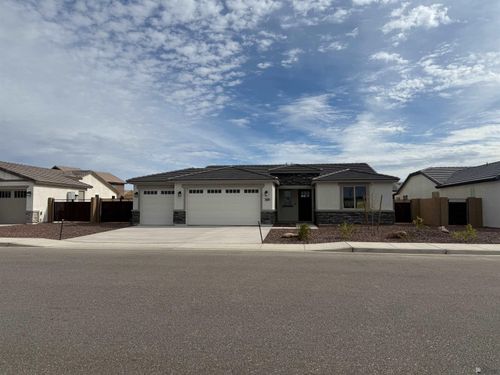 3649 S Santana Dr, Yuma, AZ, 85365-8236 | Card Image