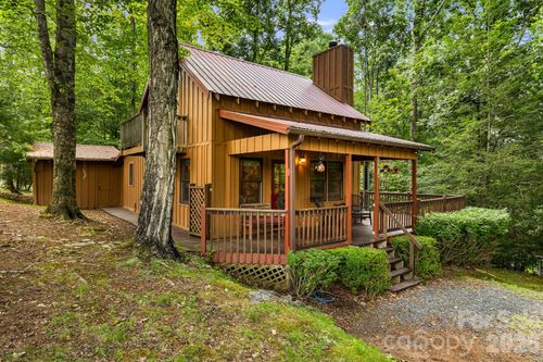 180 Grace Way, Green Mountain, NC, 28740-6239 | Card Image