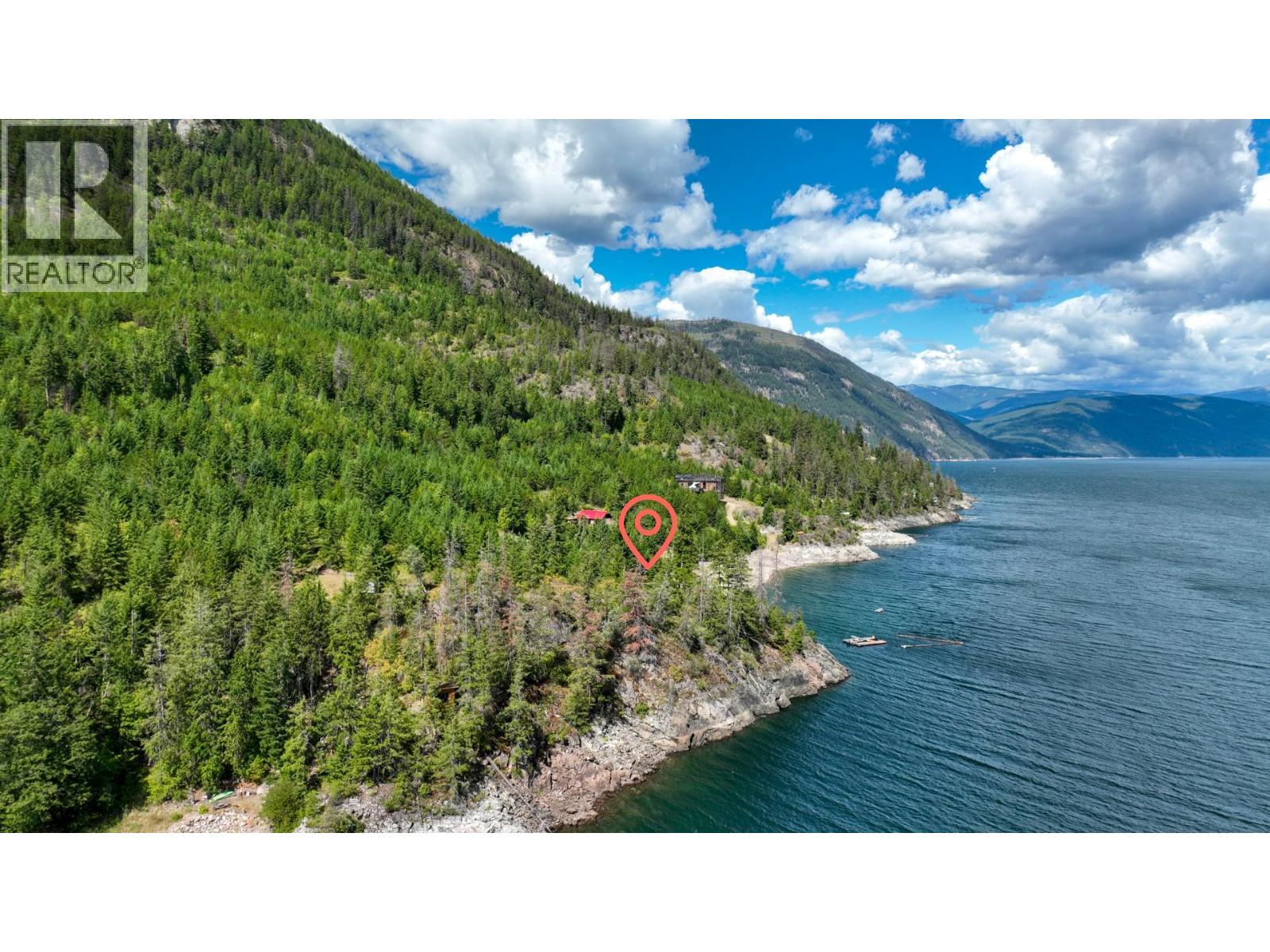 Land in Robson 3