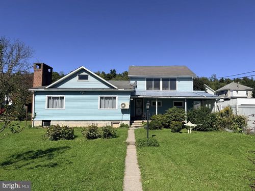 519 W 4th St, LEWISTOWN, PA, 17044-2396 | Card Image