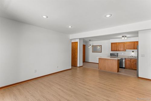 38-15356 Ashley Ct, Macomb, MI, 48044-3803 | Card Image