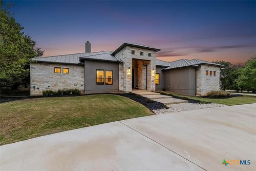 27914 Bogen Rd, New Braunfels, TX, 78132-3876 | Card Image