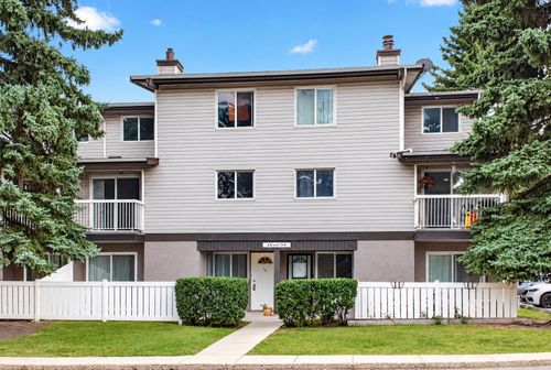 8-3800 Fonda Way Se, Calgary, AB, T2A6G8 | Card Image