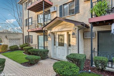 201A - 5159 N East River Road, Condo with 2 bedrooms, 1 bathrooms and 1 parking in Chicago IL | Image 2