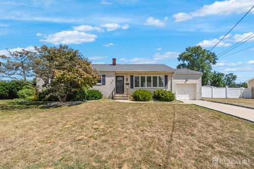 41 Herbert Ave, Spotswood, NJ, 08884-1134 | Card Image