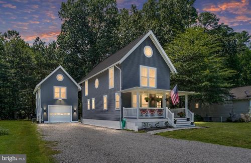 449 Wakefield Dr, COLONIAL BEACH, VA, 22443-4140 | Card Image