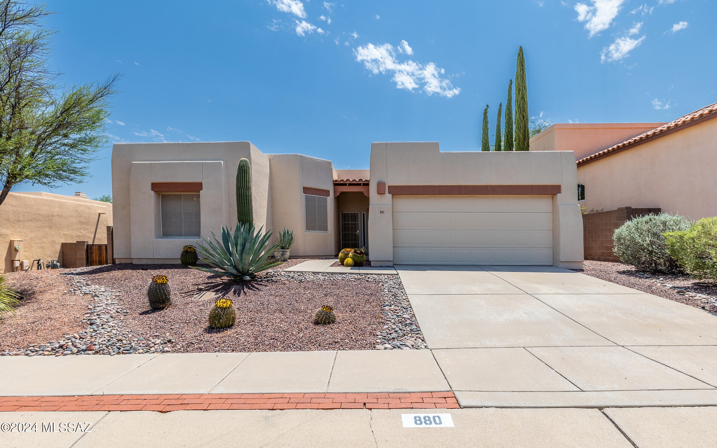 Northern Vista Pl, Tucson, AZ 85748