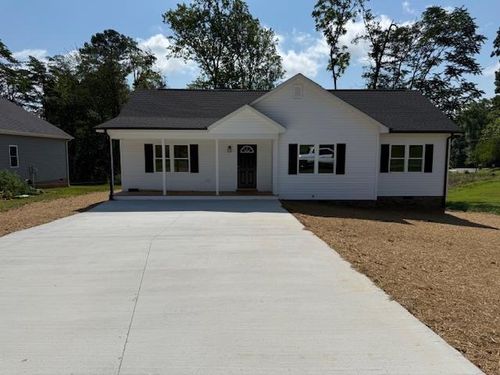 166 Plant Dr, Appomattox, VA, 24522-5155 | Card Image