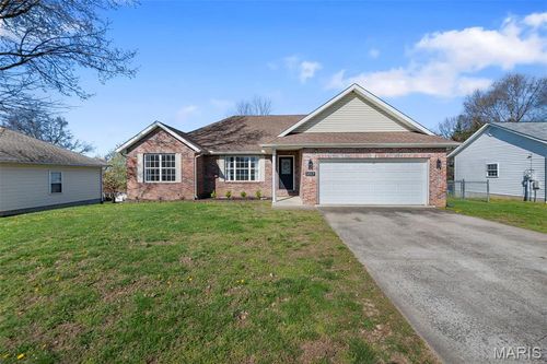 1017 Emily Ct, Cape Girardeau, MO, 63701-4569 | Card Image