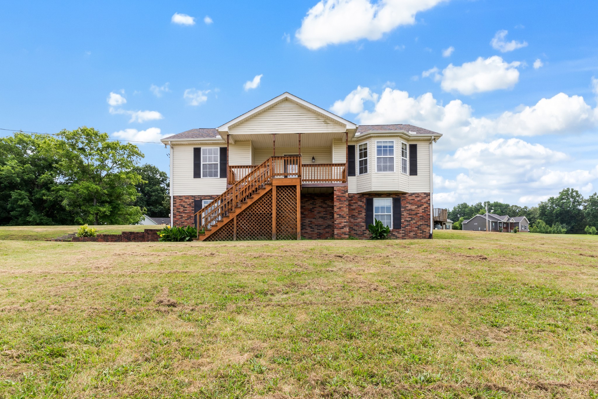 Long Rd, Charlotte, TN 37036