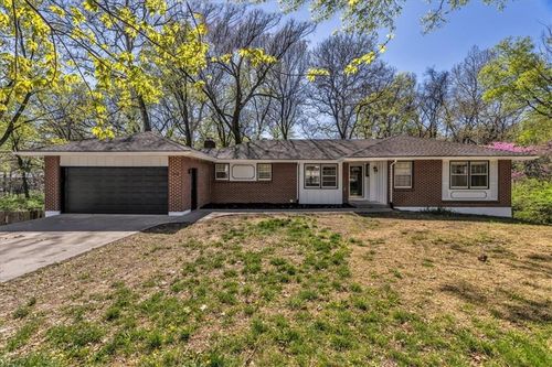 1484 Hemlock Dr, Liberty, MO, 64068-1060 | Card Image