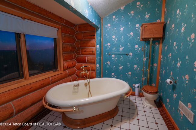 5 Black Bear Rd, House other with 5 bedrooms, 2 bathrooms and null parking in Pinedale WY | Image 48