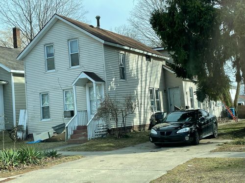 604 E Filer St, Ludington, MI, 49431-2269 | Card Image