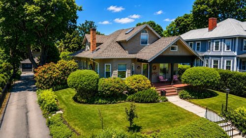 178 Cedar St, Clinton, MA, 01510-2229 | Card Image
