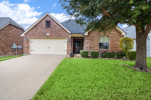 5204 Agave Way, Fort Worth, TX, 76126-3039 | Card Image