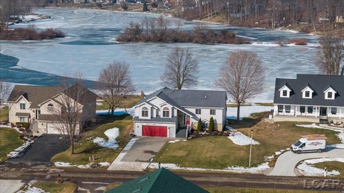 8266 Irish Mist, Onsted, MI, 49265-9302 | Card Image