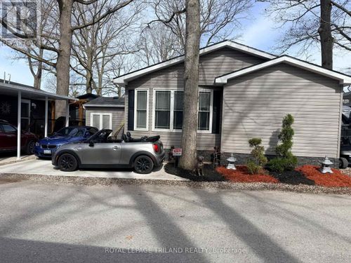 56-22790 Amiens Rd, Komoka, ON, N0L1R0 | Card Image