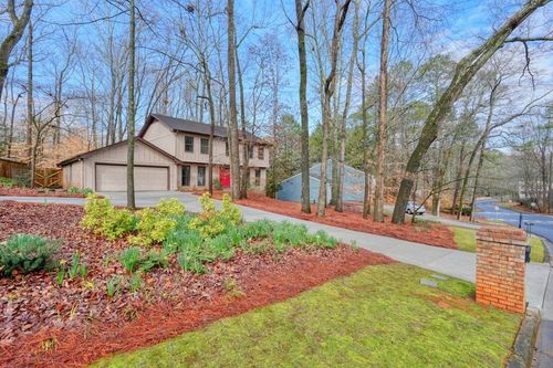 1210 Martin Ridge Rd, Roswell, GA, 30076-2862 | Card Image