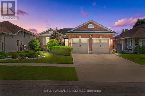 58 Deborah Dr, Strathroy, ON, N7G4C8 | Card Image