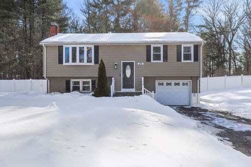 20 John F Kennedy Dr, Norton, MA, 02766-1019 | Card Image