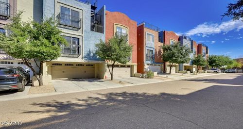 3430 E Avalon Dr, Phoenix, AZ, 85018-6981 | Card Image