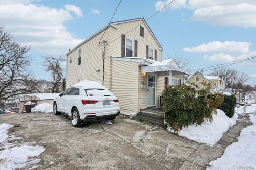 238 Woodland Ave, Yonkers, NY, 10703-2319 | Card Image