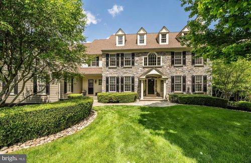 923 Shenandoah Ln, West Chester, PA, 19380-2026 | Card Image