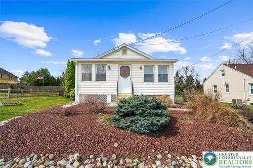 1138 Brookside Rd, Allentown, PA, 18106-9446 | Card Image