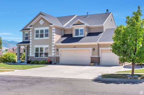 1663 Farm Meadow Rd, Farmington, UT, 84025-2635 | Card Image