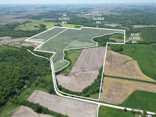 87.75 Acres M/L 1399 Hogback Bridge Road, Earlham, IA, 50072 | Card Image