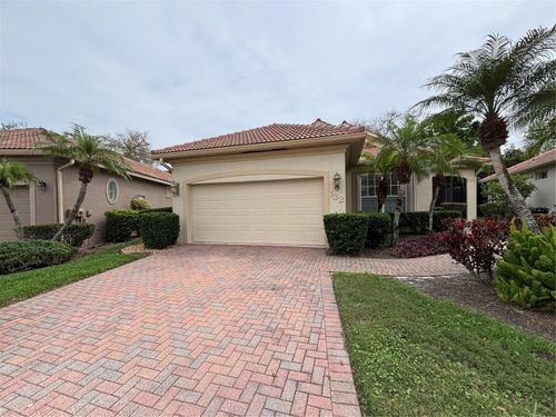 132 Amora Ave, VENICE, FL, 34285-3243 | Card Image
