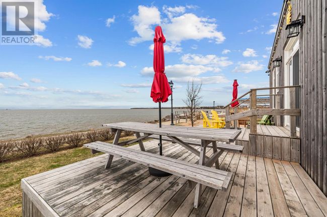 360 Water St, House other with 2 bedrooms, 5 bathrooms and null parking in Summerside PE | Image 4