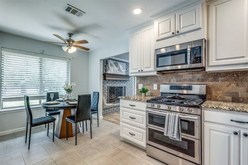 14348 Tanglewood Dr, Farmers Branch, TX, 75234-3856 | Card Image