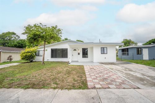 1873 Nw 6th Ave, Pompano Beach, FL, 33060-5111 | Card Image