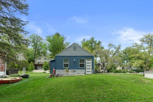 323 Oak Ridge Drive, Twin Lakes, WI, 53181 | Card Image