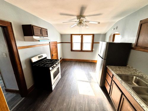 3531 N 20th St, Milwaukee, WI, 53206-1803 | Card Image