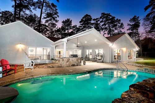 44 Lake Forest Cir, Conroe, TX, 77384-3108 | Card Image