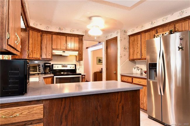 639 Reservoir Rd, House other with 3 bedrooms, 3 bathrooms and null parking in Cheshire CT | Image 14