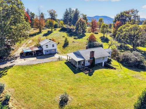 38 Wagon Wheel Rd, Elk Creek, VA, 24326-2100 | Card Image