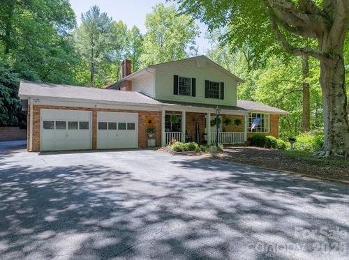 819 Chesterfield Cir Sw, Lenoir, NC, 28645-5812 | Card Image