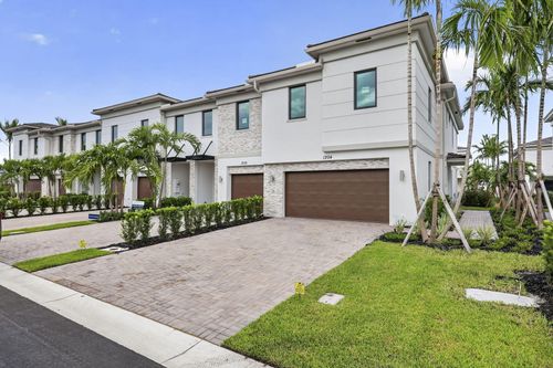 1204 National St, Wellington, FL, 33414-7540 | Card Image