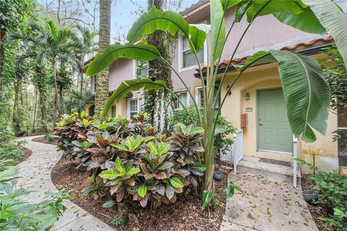 6926-6926 W Sample Rd, Coral Springs, FL, 33067-4284 | Card Image