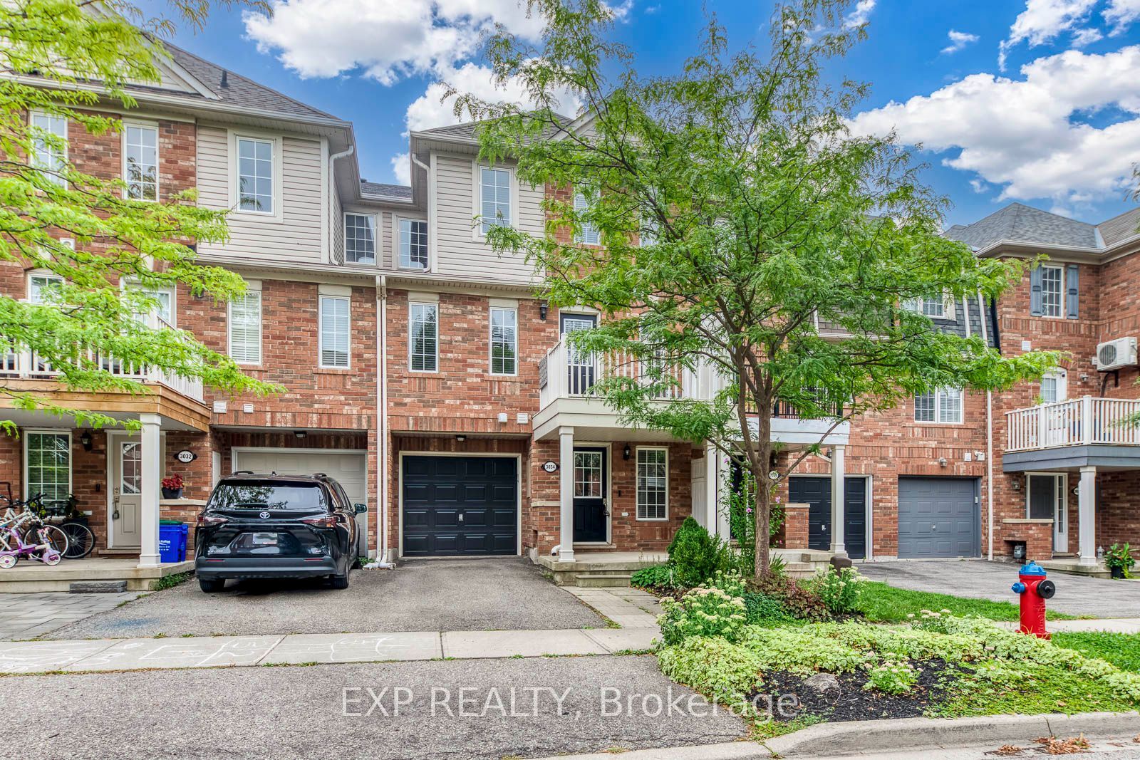 Residential Lease in Oakville