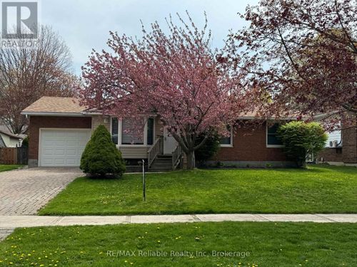 313 Krohmer Dr, Goderich, ON, N7A4G8 | Card Image