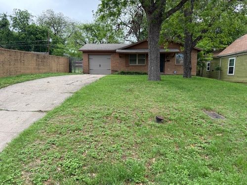 2916 Refugio Avenue, Fort Worth, TX, 76106 | Card Image
