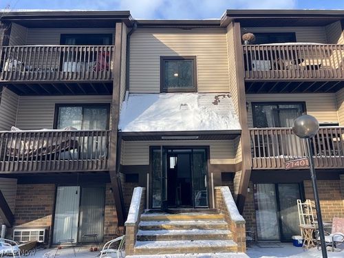 27401 Westown Boulevard, Westlake, OH, 44145 | Card Image