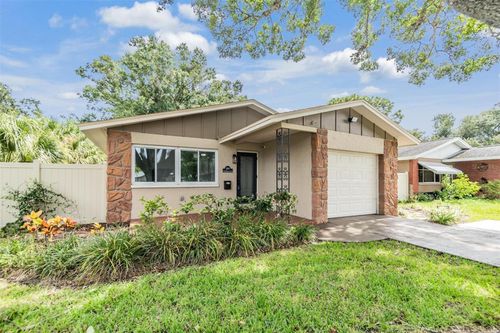 205 Se Monroe Circle N, SAINT PETERSBURG, FL, 33703 | Card Image