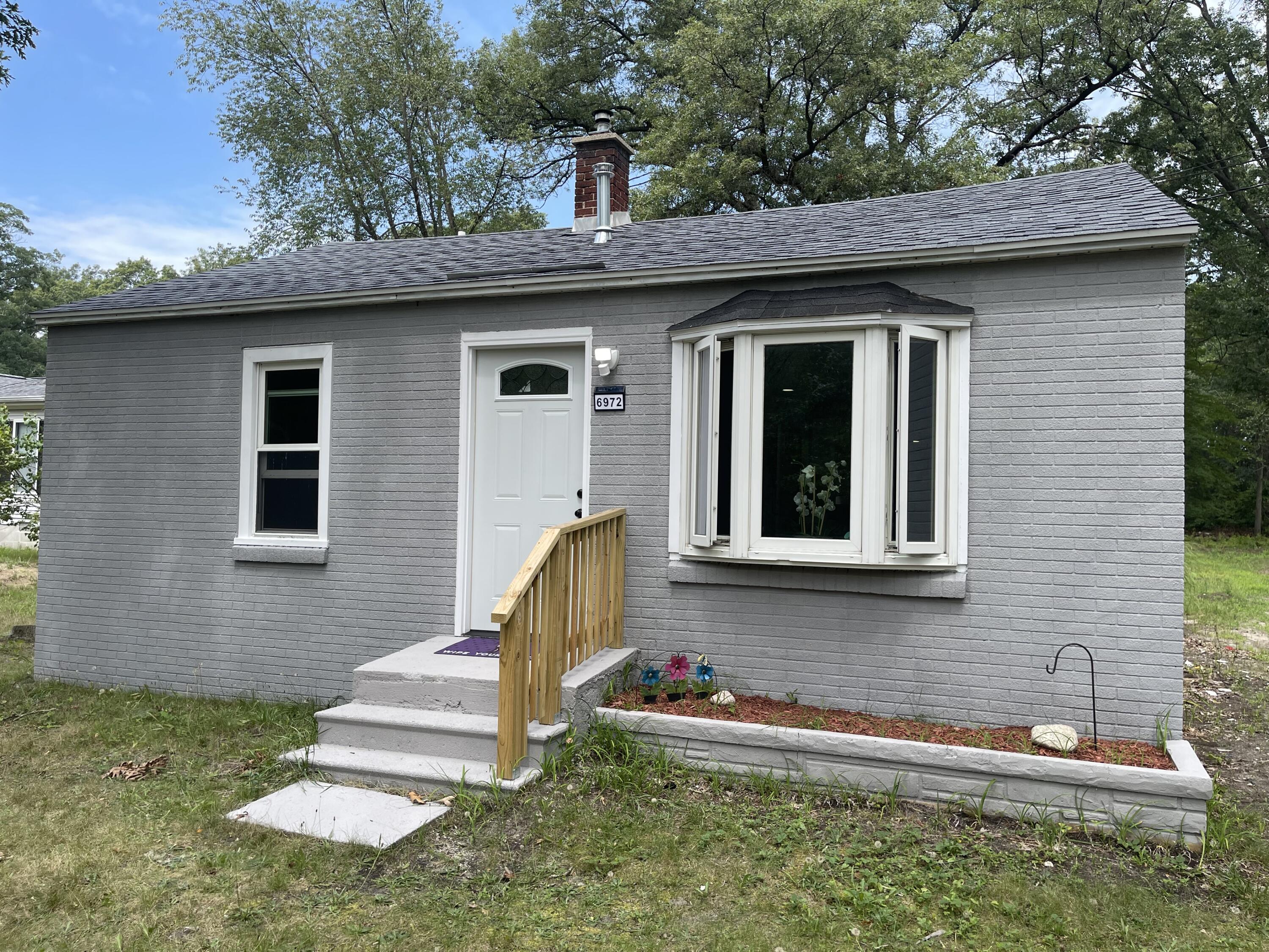 Evanston Ave, Muskegon, MI 49442
