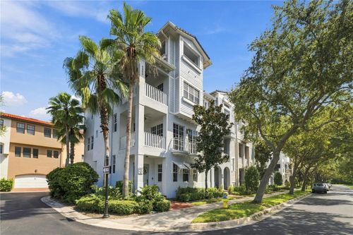 101-6002 Yeats Manor Dr, TAMPA, FL, 33616-1439 | Card Image